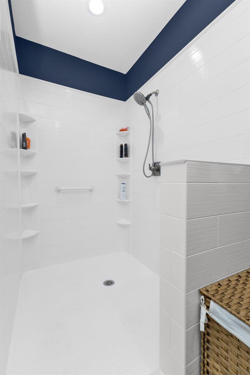 3308 PURPLE MARTIN DR #122