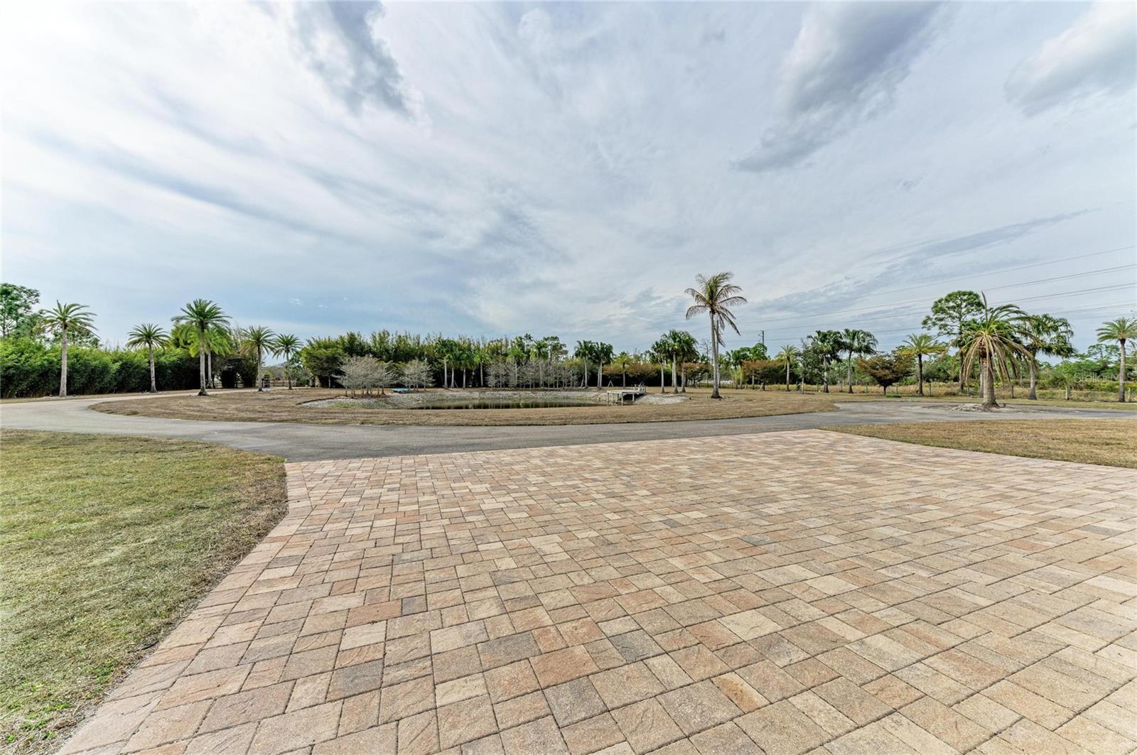5348 PALANGOS DR