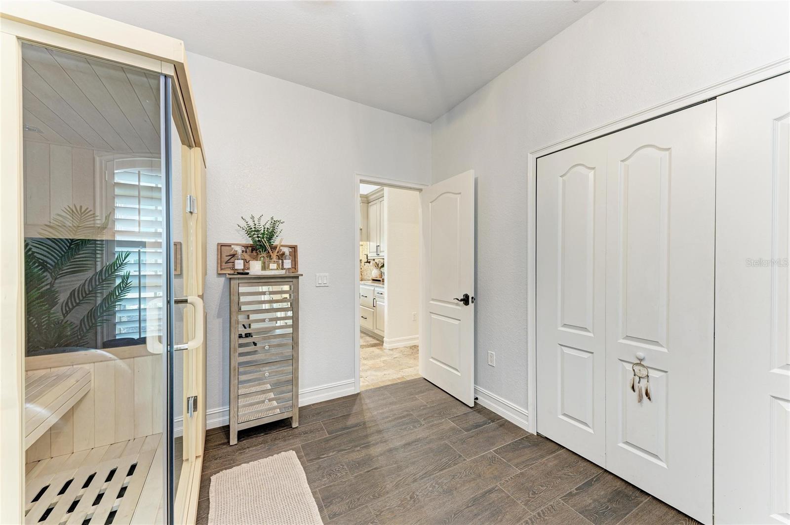 5348 PALANGOS DR