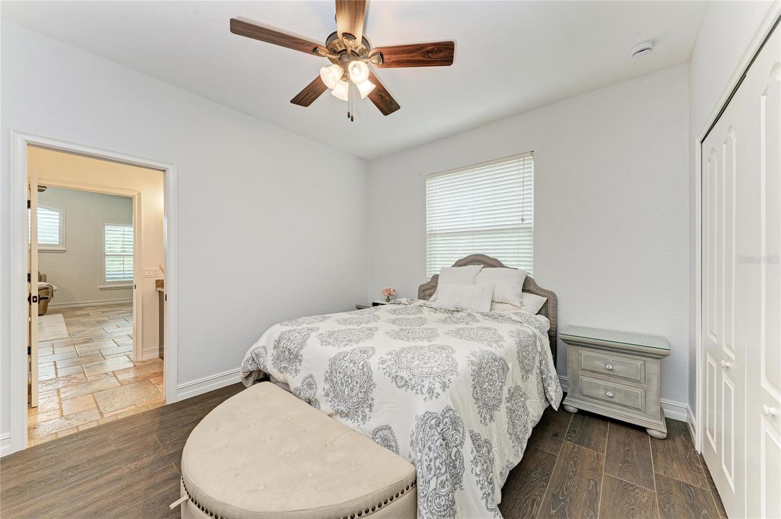 5348 PALANGOS DR
