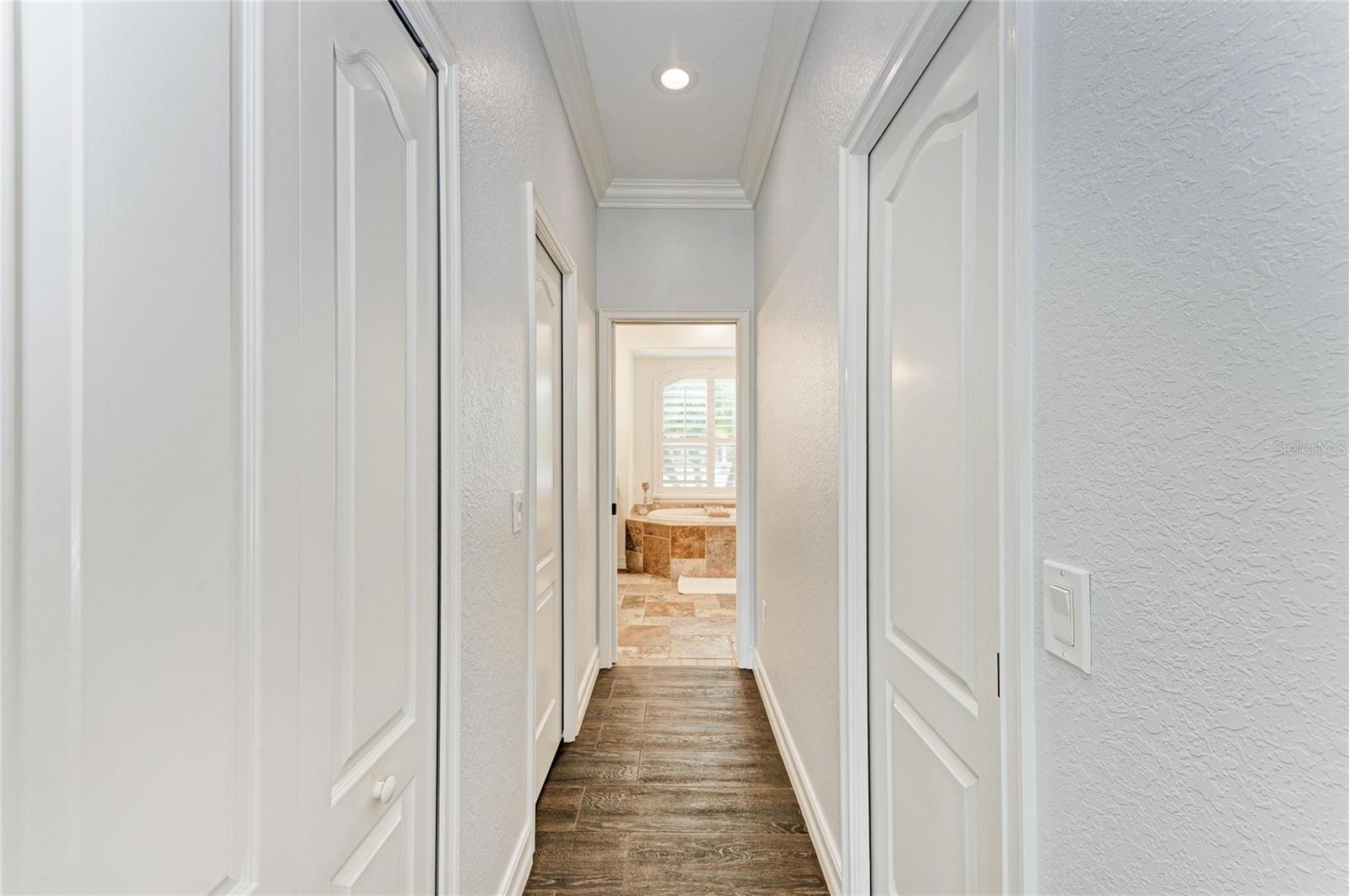 5348 PALANGOS DR