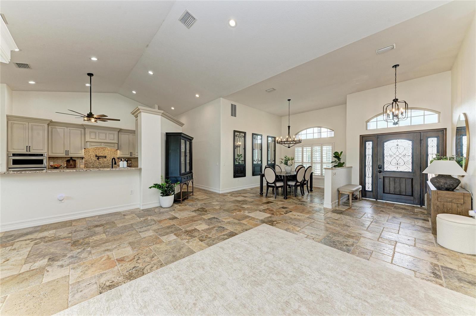 5348 PALANGOS DR