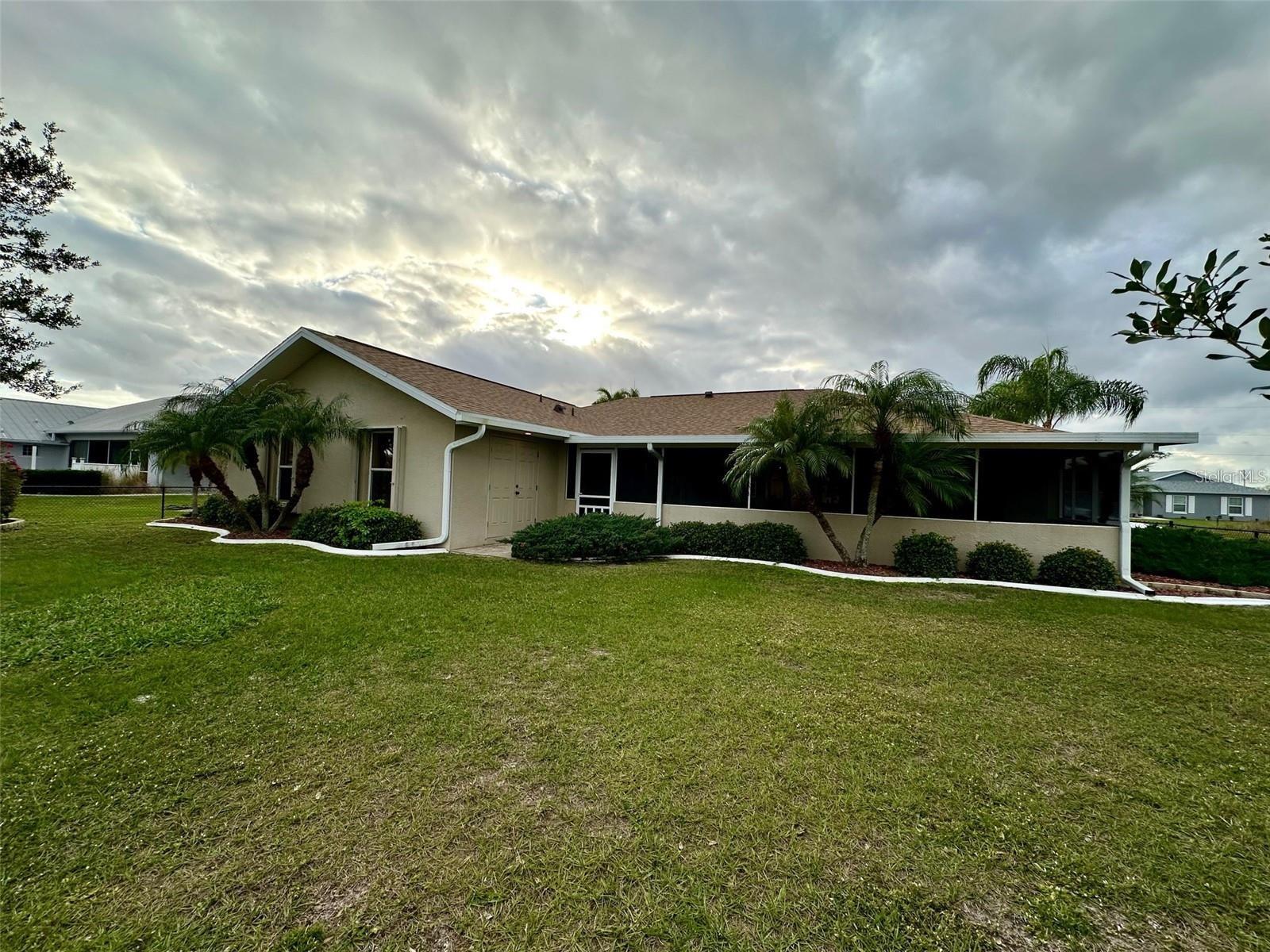 2128 ULSTER CT