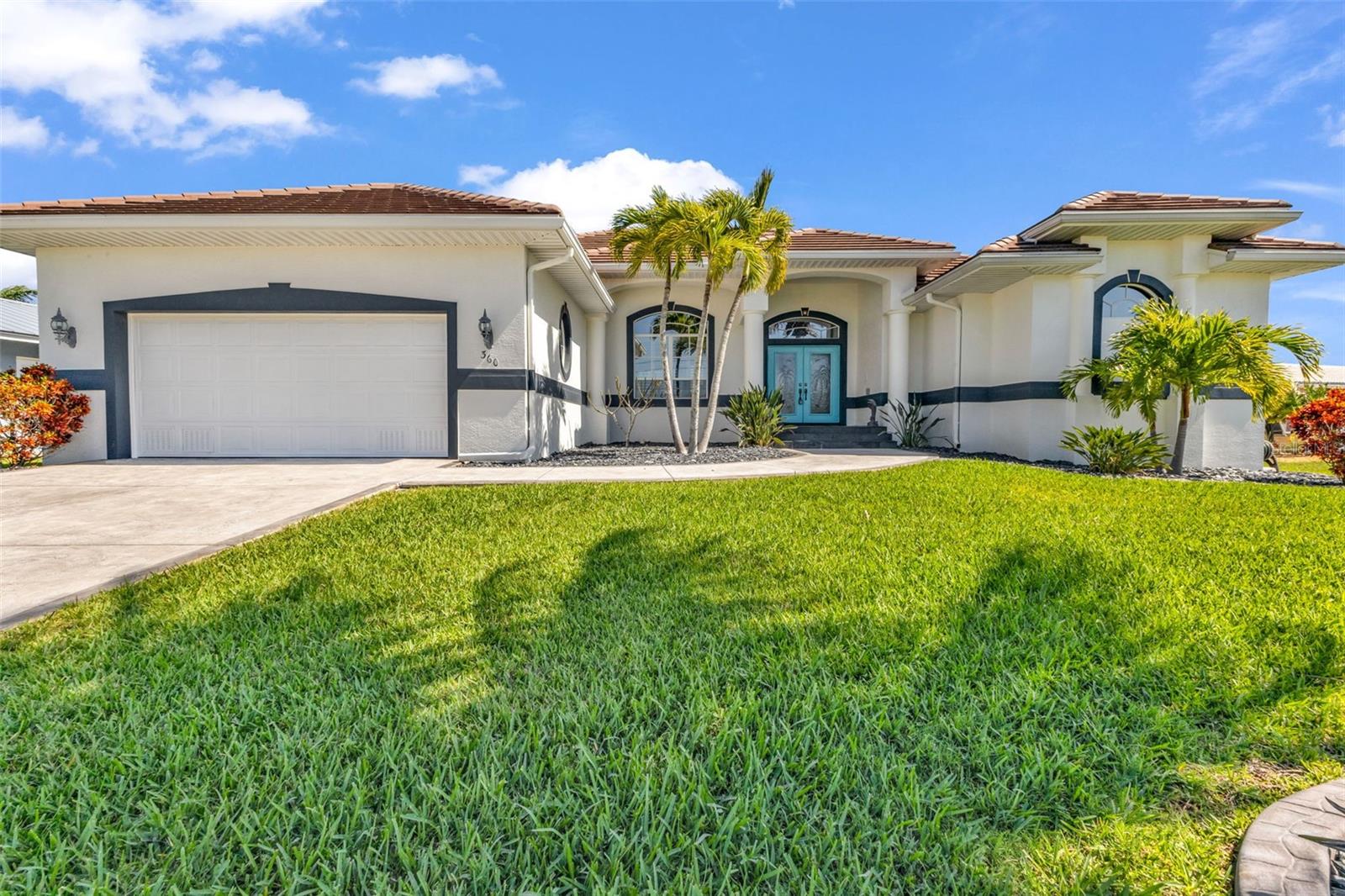 360 CAPRI ISLES CT