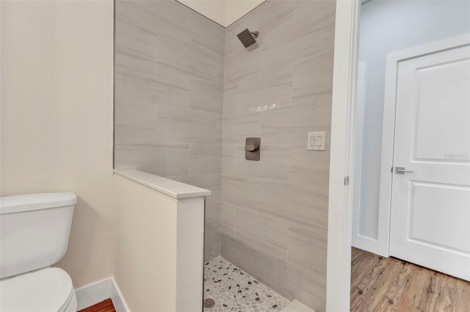 0997160030 BOLANDER TER