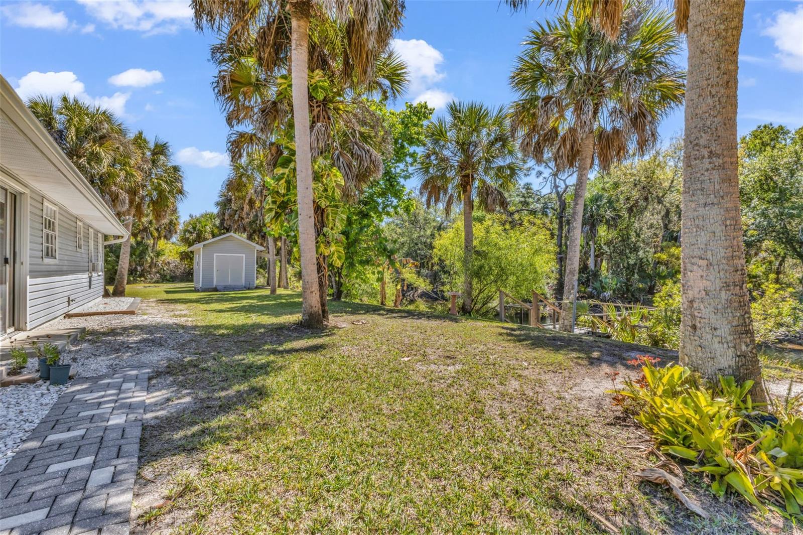 26091 EAVERSON RD