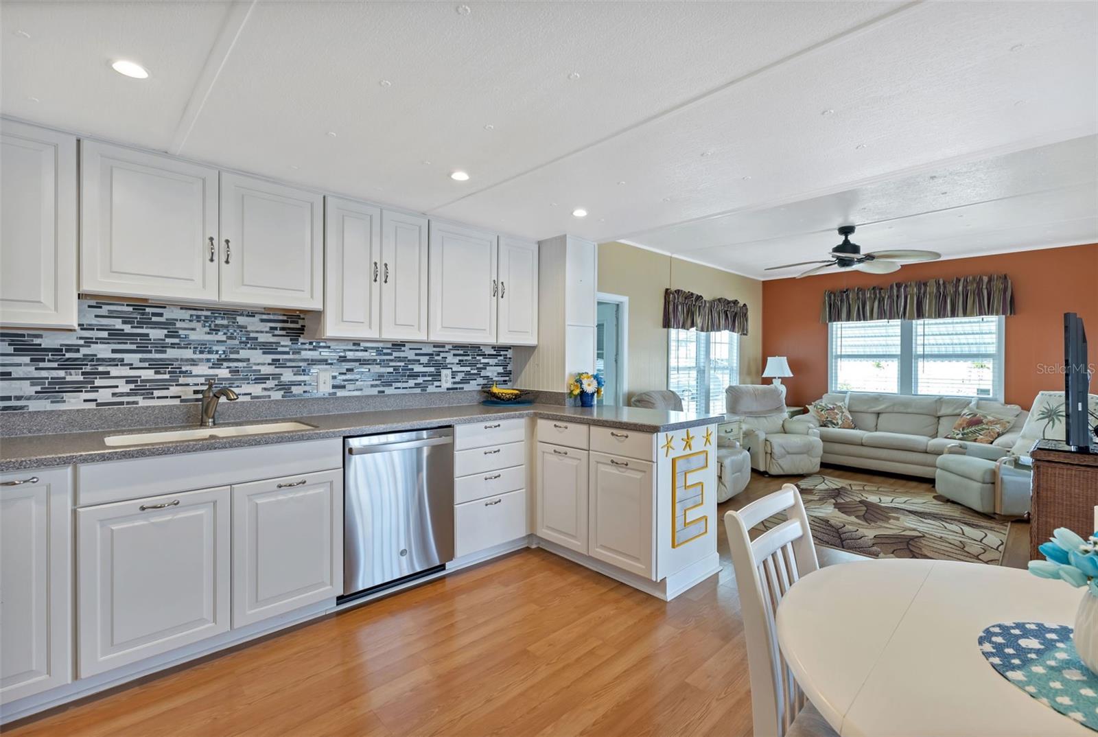 10100 BURNT STORE RD #118