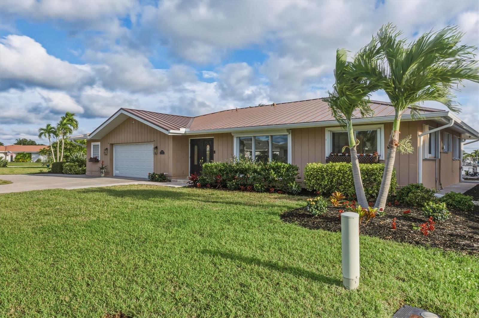 1415 COLUMBIAN DR