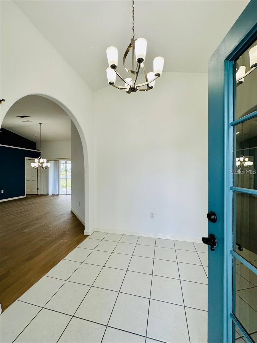 2169 ONONDAGA LN