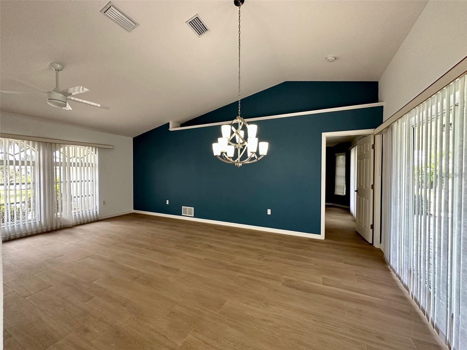 2169 ONONDAGA LN
