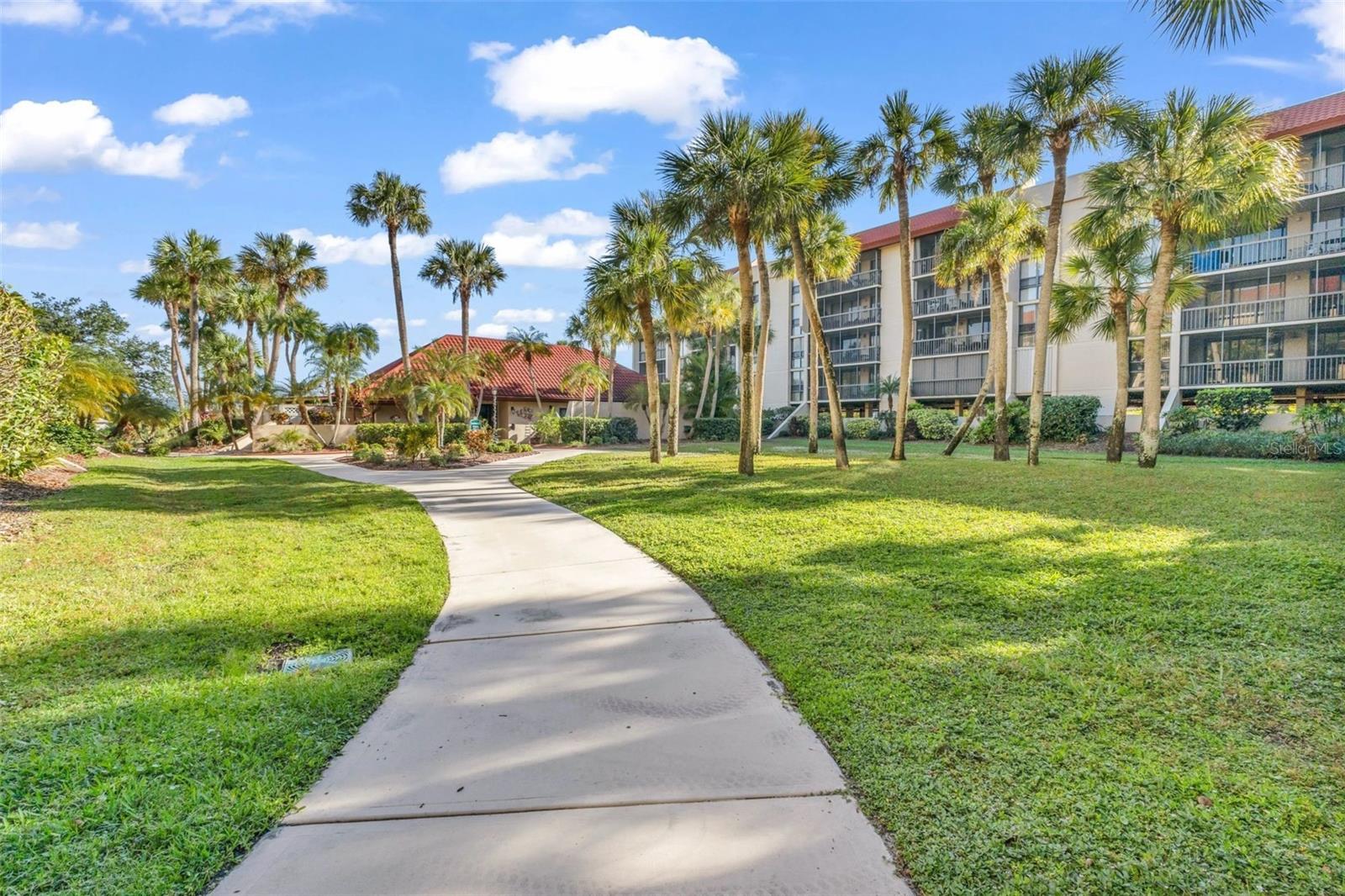 21405 OLEAN BLVD #528
