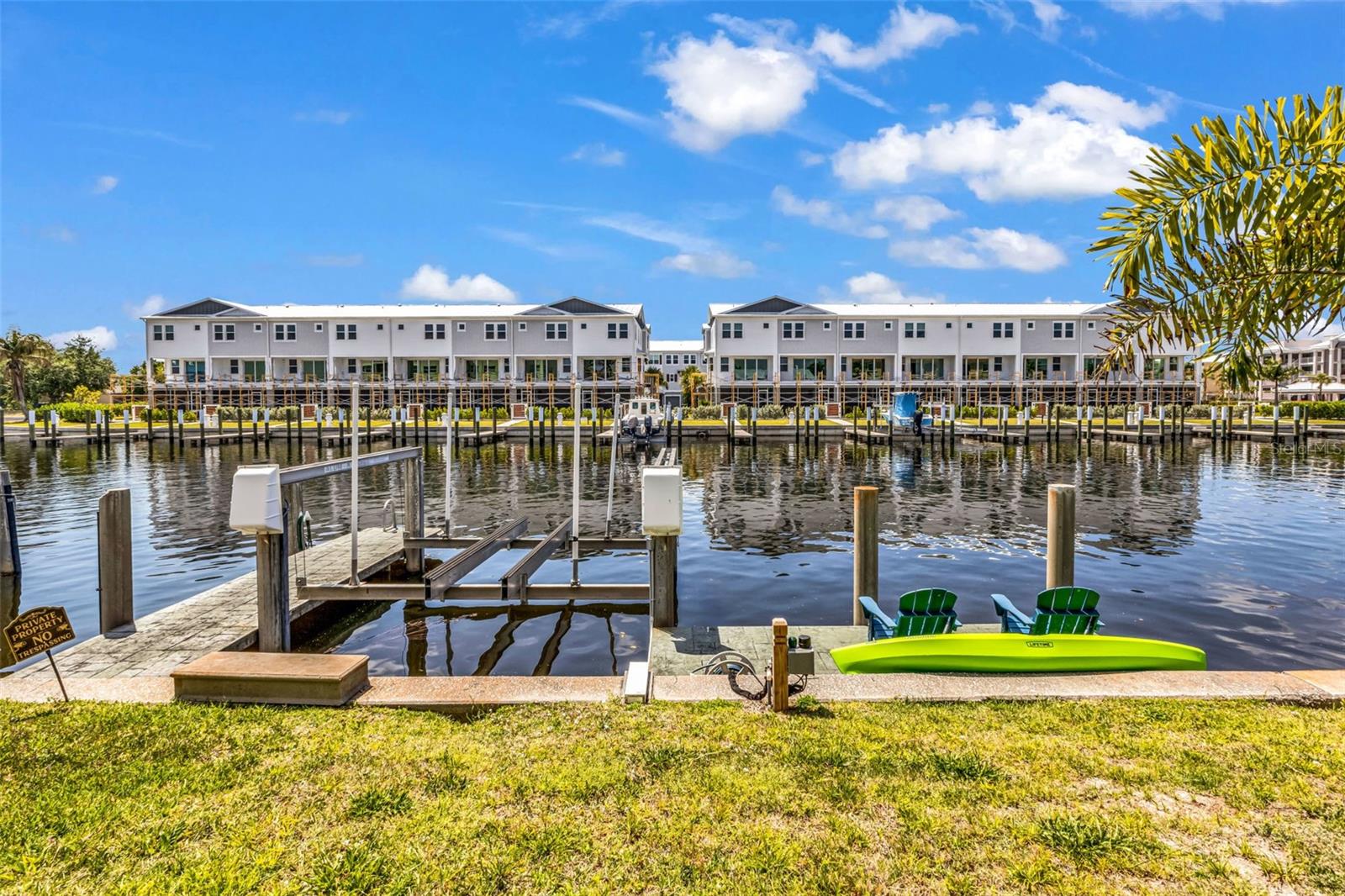 276 LEWIS CIR #112