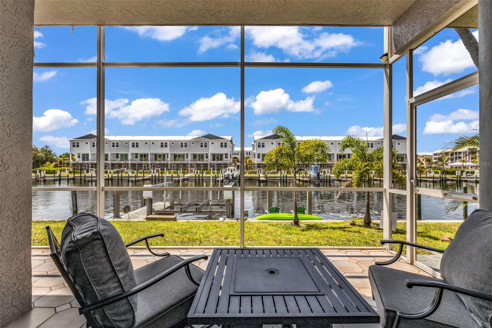 276 LEWIS CIR #112