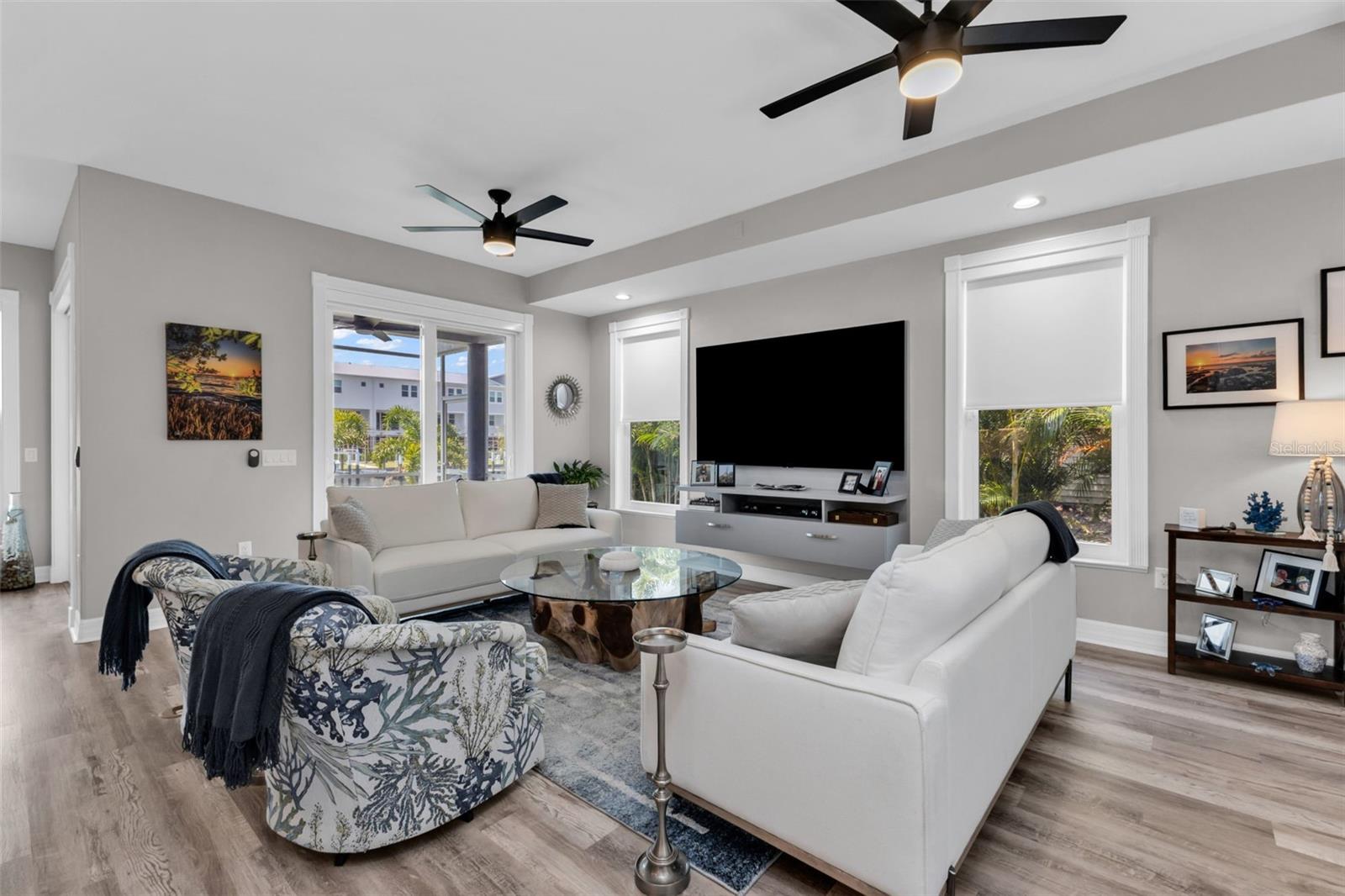 276 LEWIS CIR #112