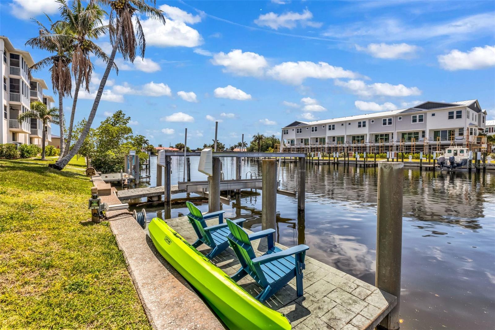 276 LEWIS CIR #112