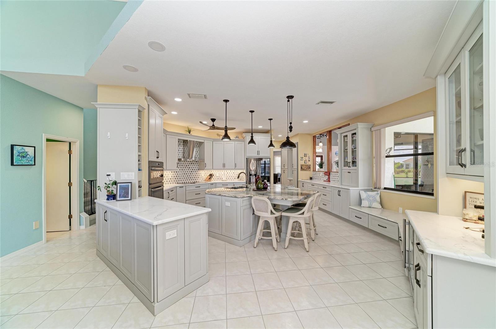 524 LA CARUNA CT