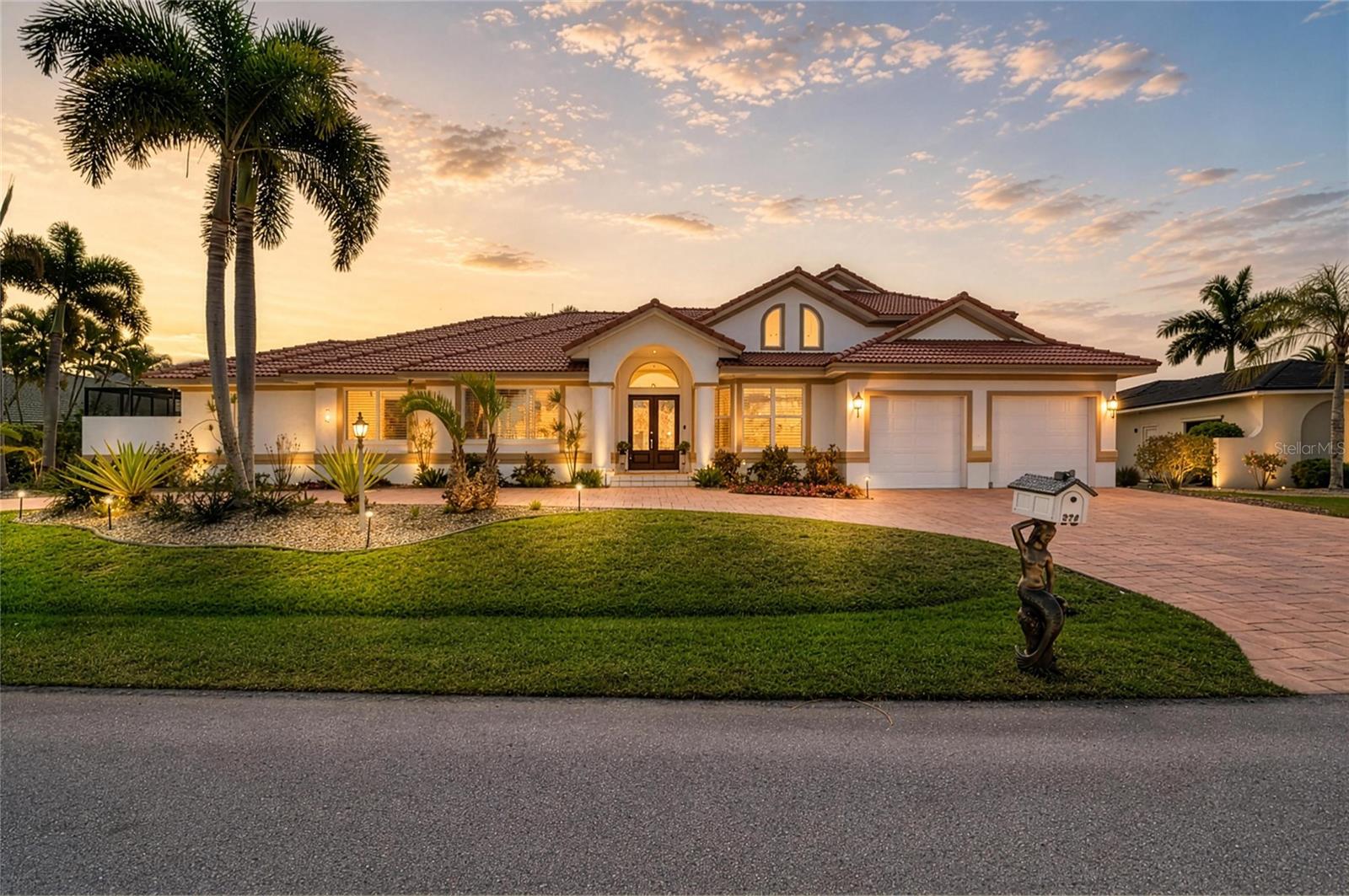 524 LA CARUNA CT