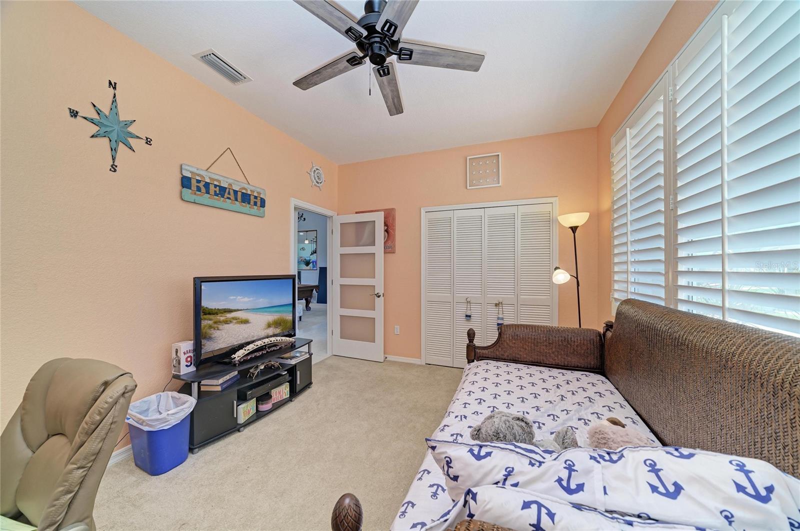 524 LA CARUNA CT