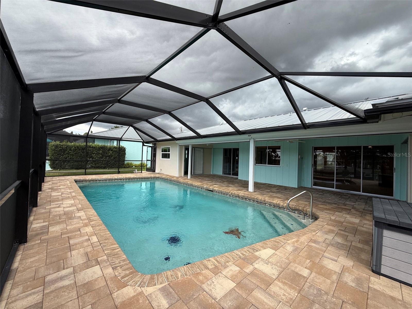 2448 ROSA LN