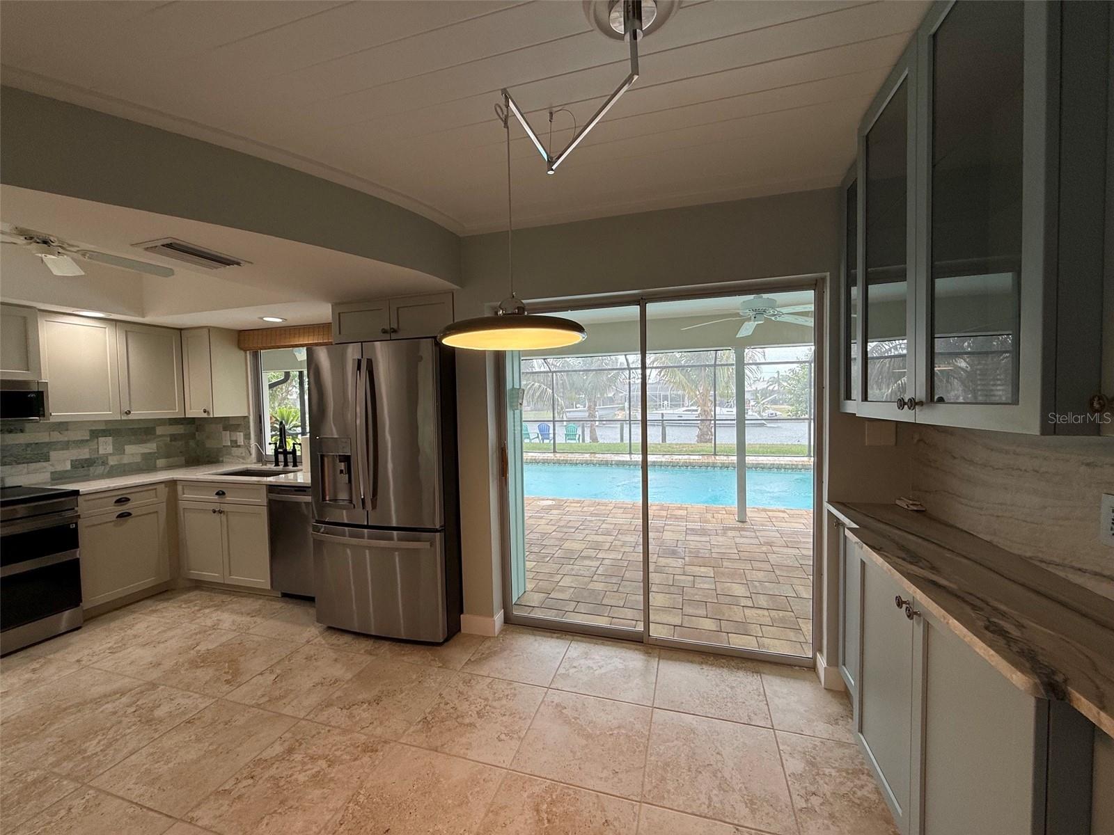 2448 ROSA LN