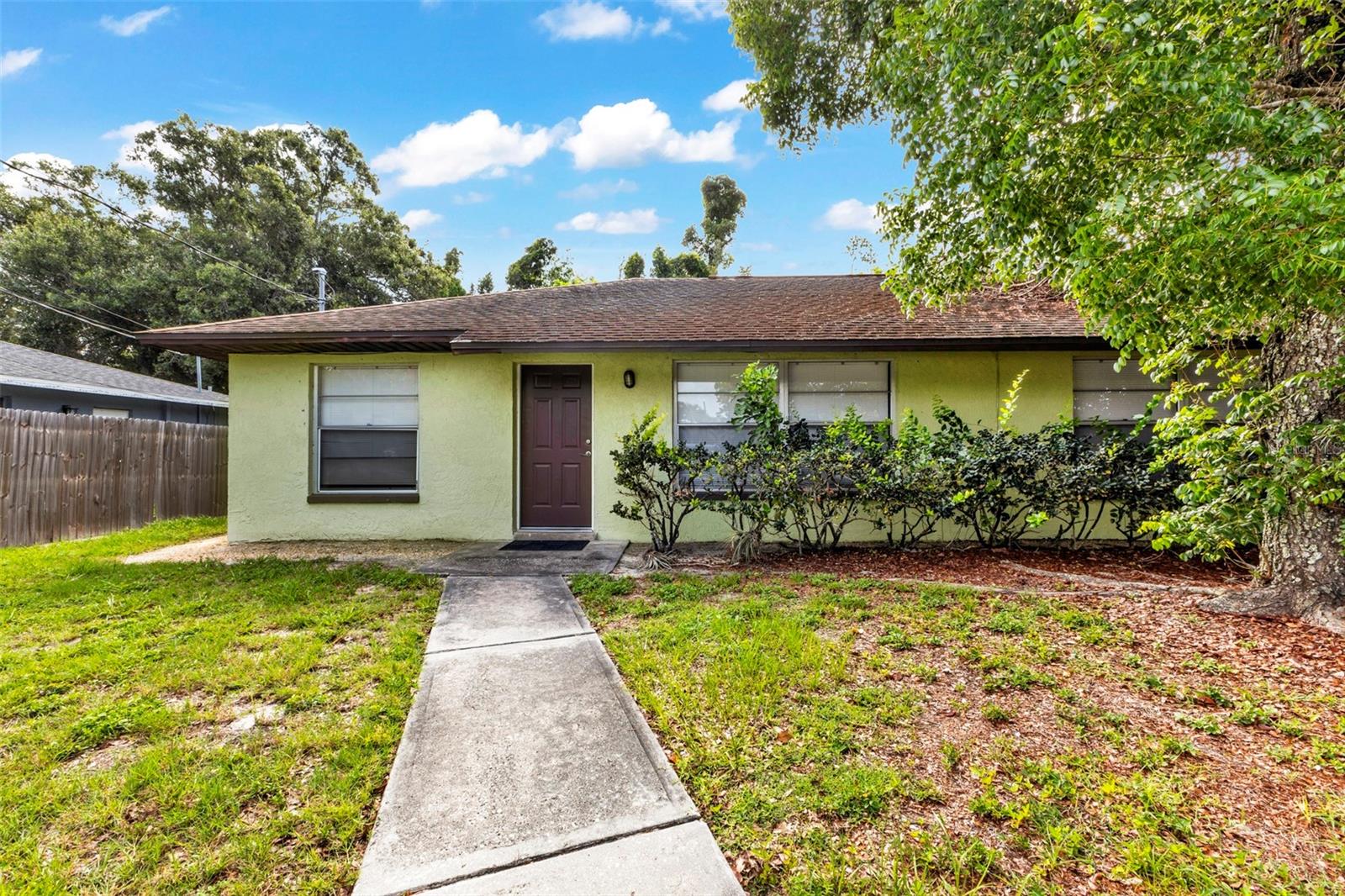 18617/18619 BARTOW BLVD