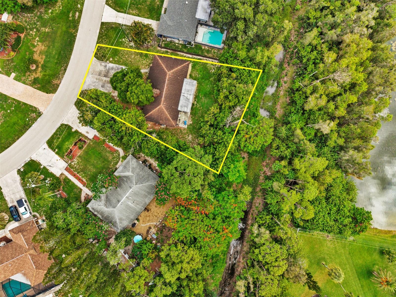 18617/18619 BARTOW BLVD