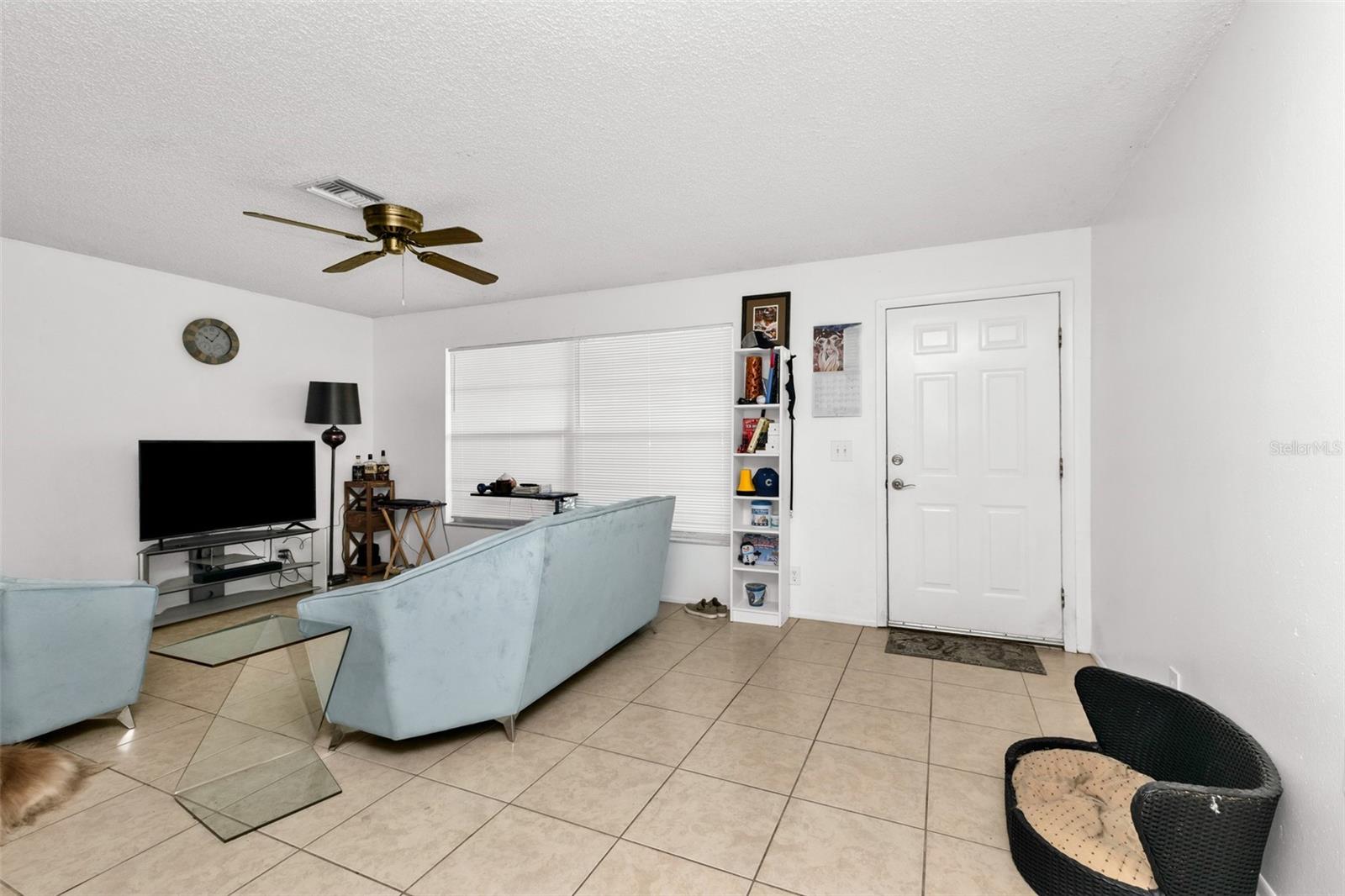18617/18619 BARTOW BLVD