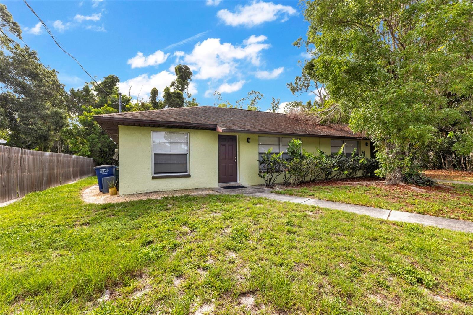 18617/18619 BARTOW BLVD
