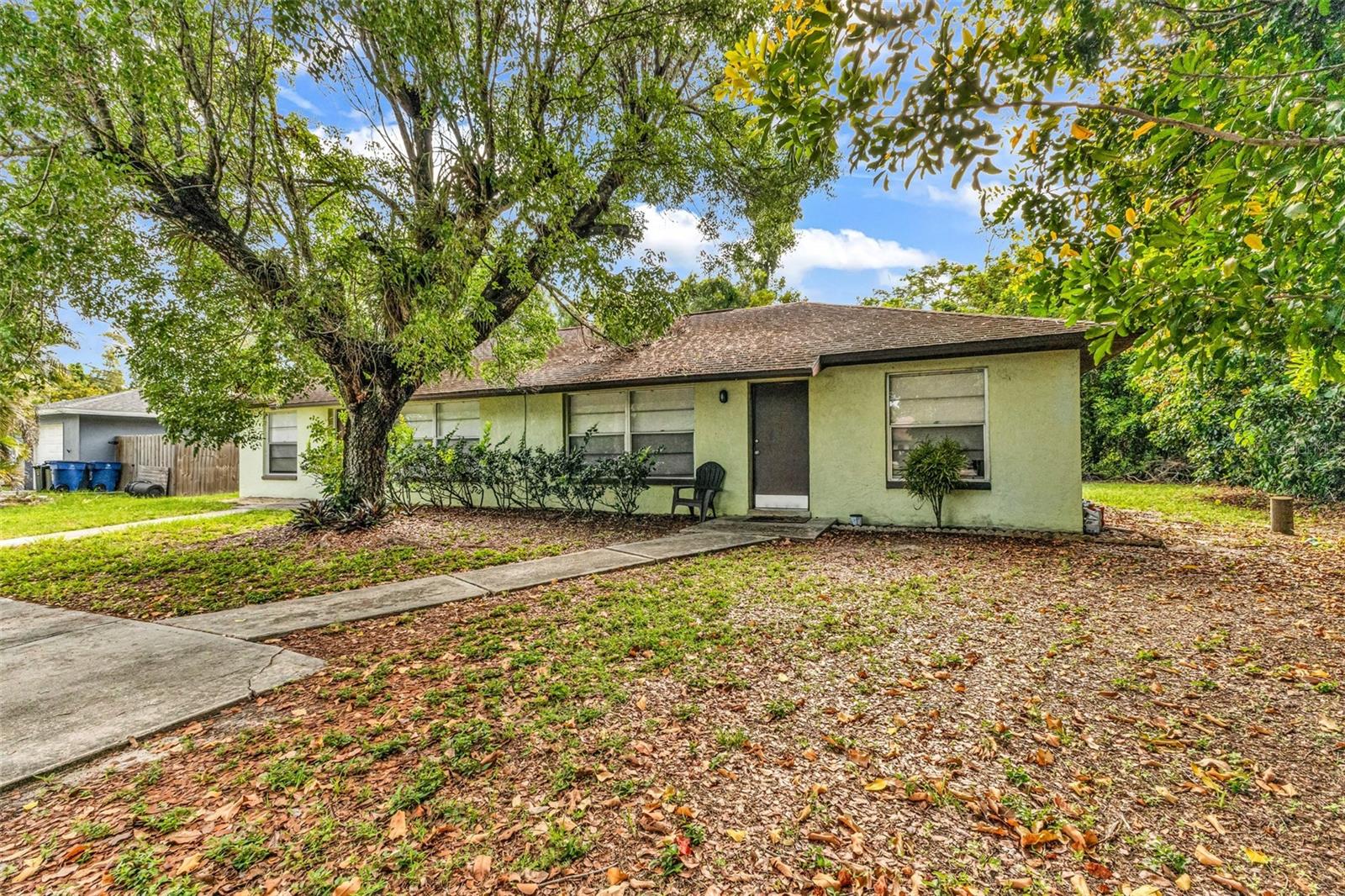 18617/18619 BARTOW BLVD
