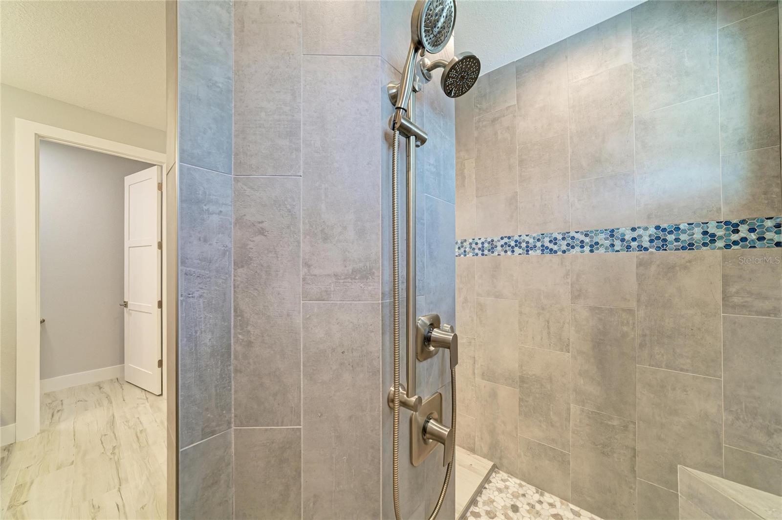 490 SORRENTO CT