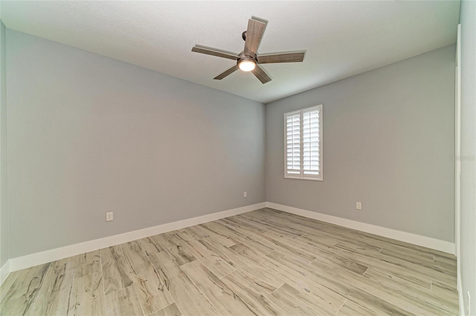 490 SORRENTO CT