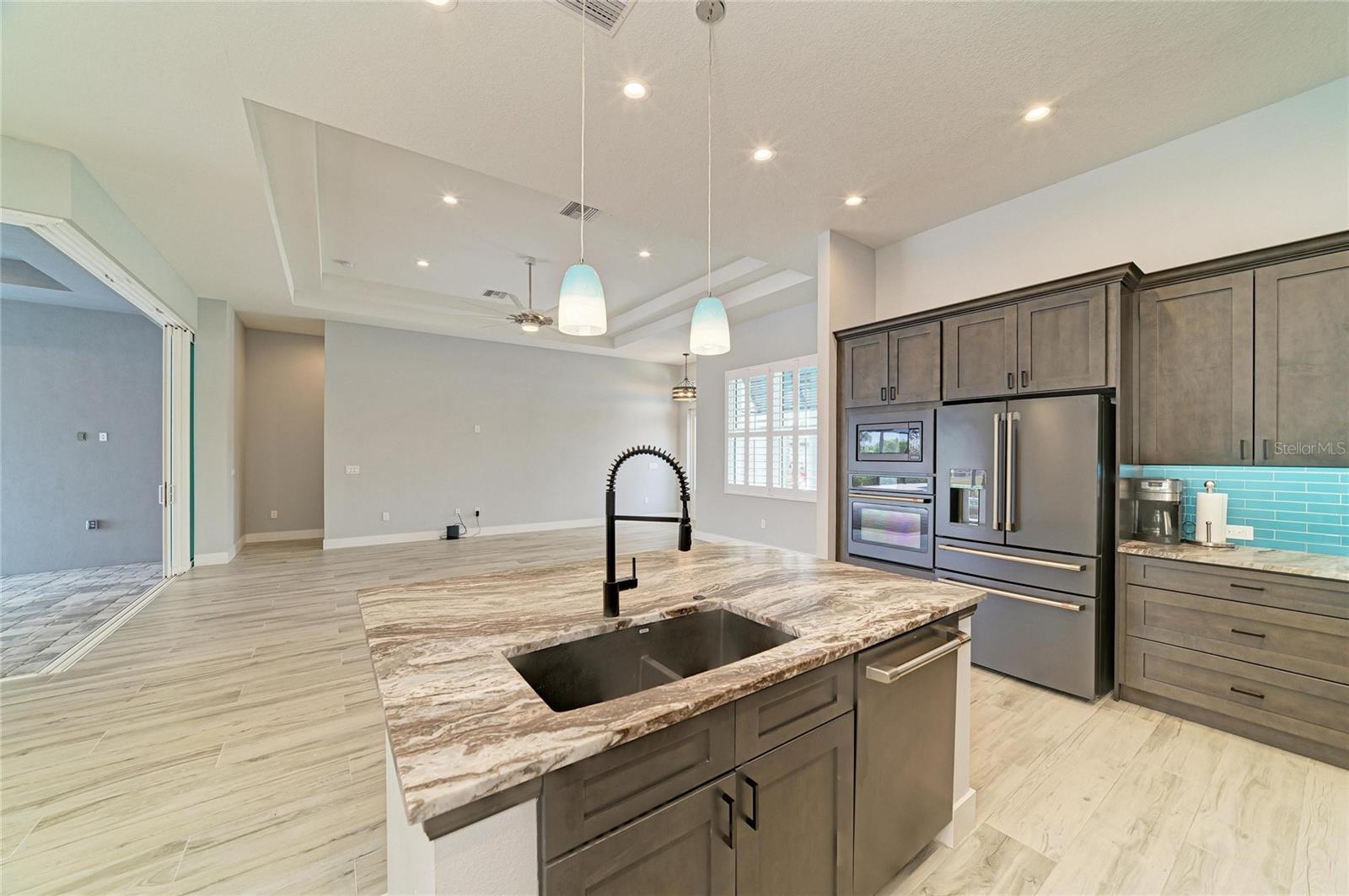 490 SORRENTO CT