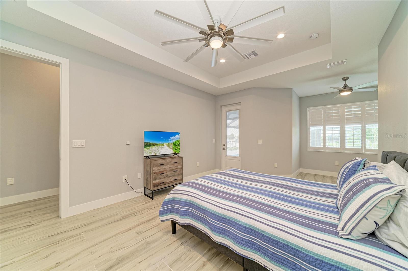 490 SORRENTO CT