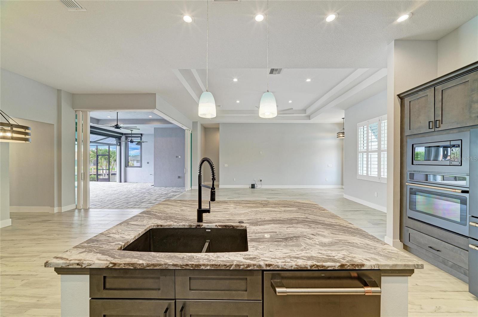 490 SORRENTO CT