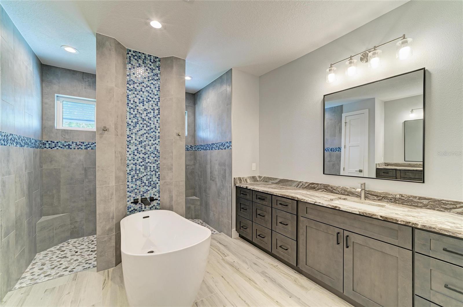 490 SORRENTO CT