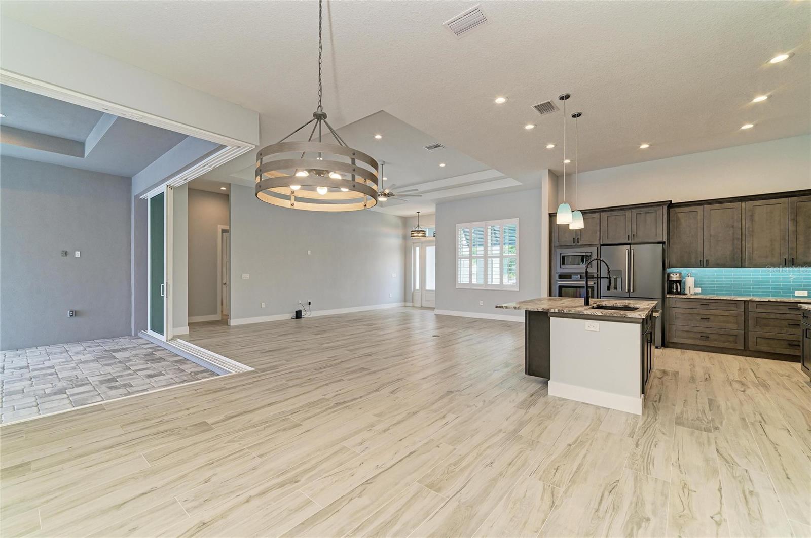490 SORRENTO CT