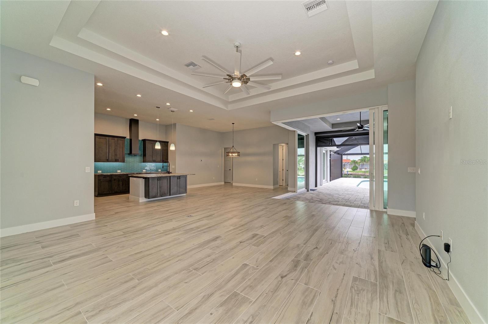 490 SORRENTO CT