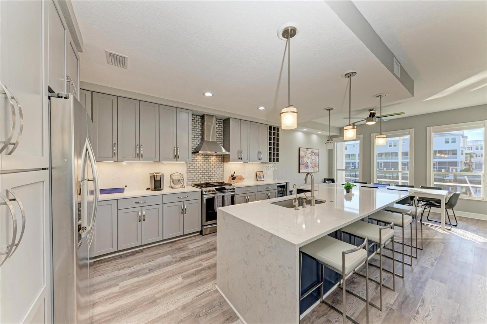 276 LEWIS CIR #112