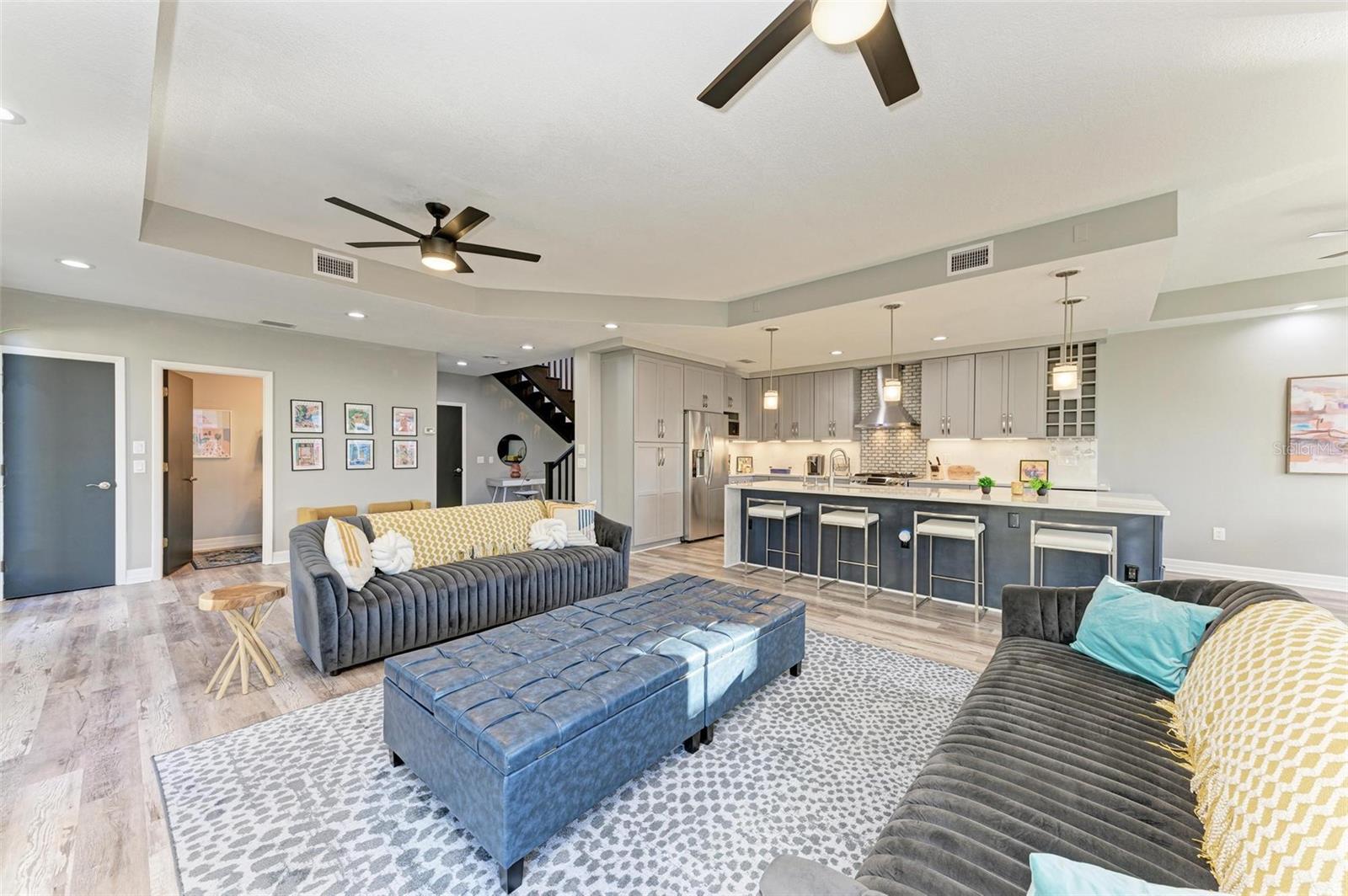 276 LEWIS CIR #112