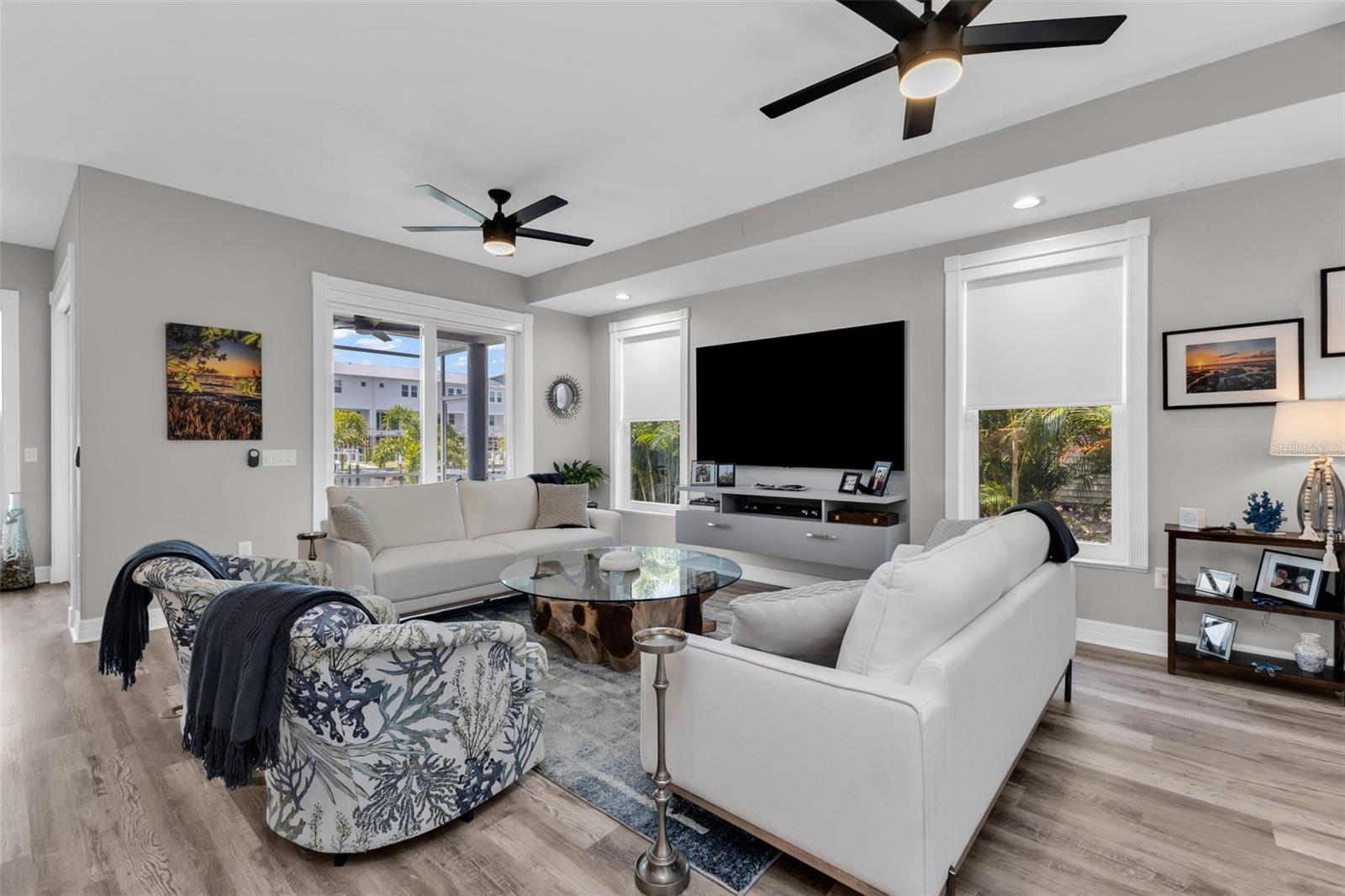 276 LEWIS CIR #112