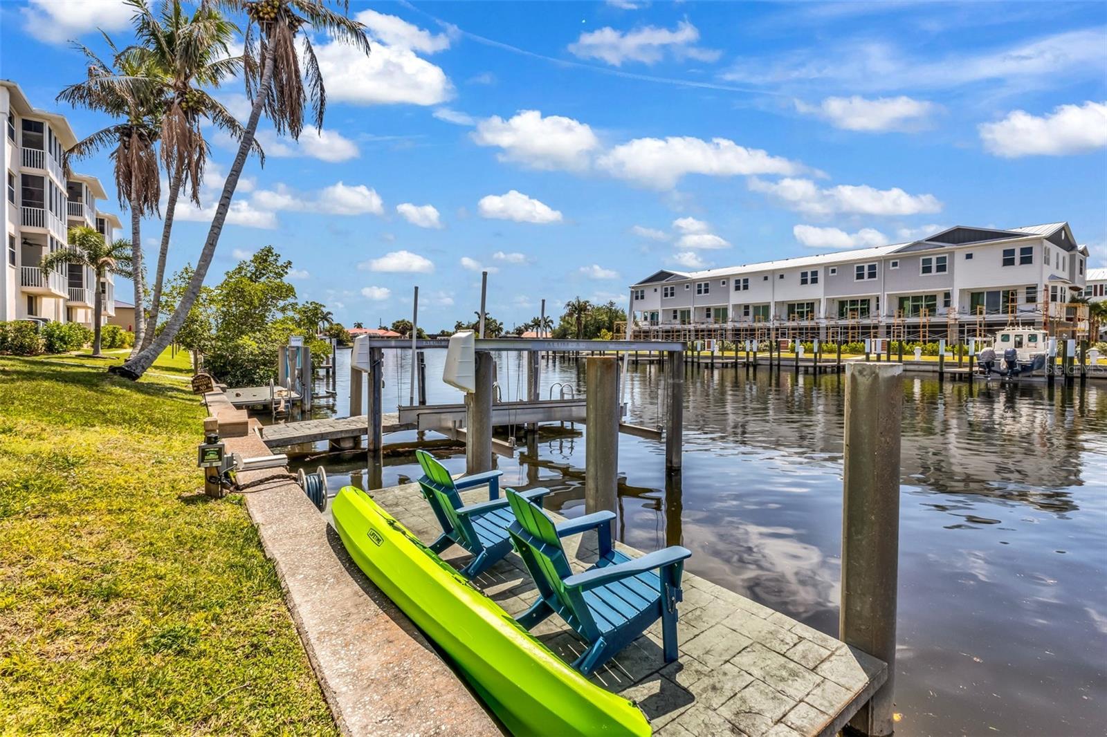 276 LEWIS CIR #112