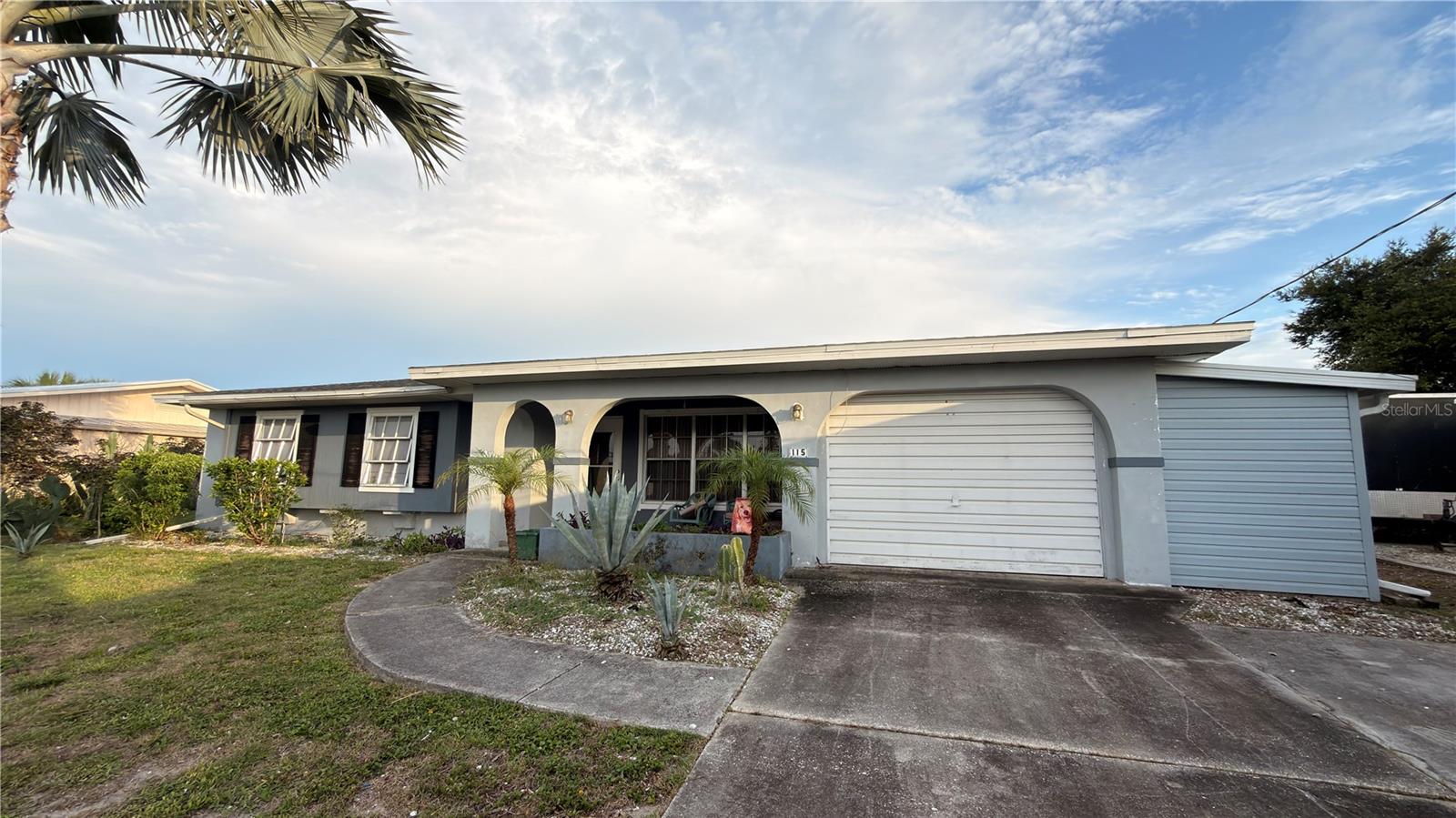 115 BEDFORD DR NE