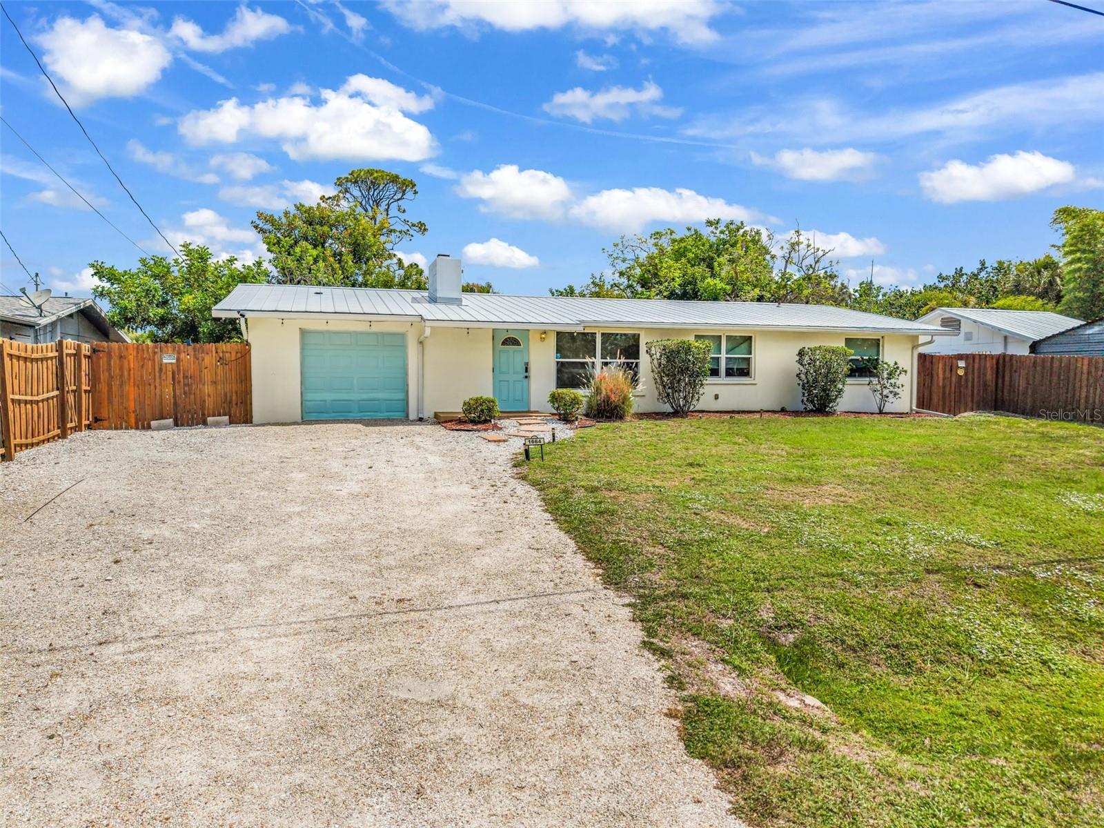 1664 LAKEVIEW PL