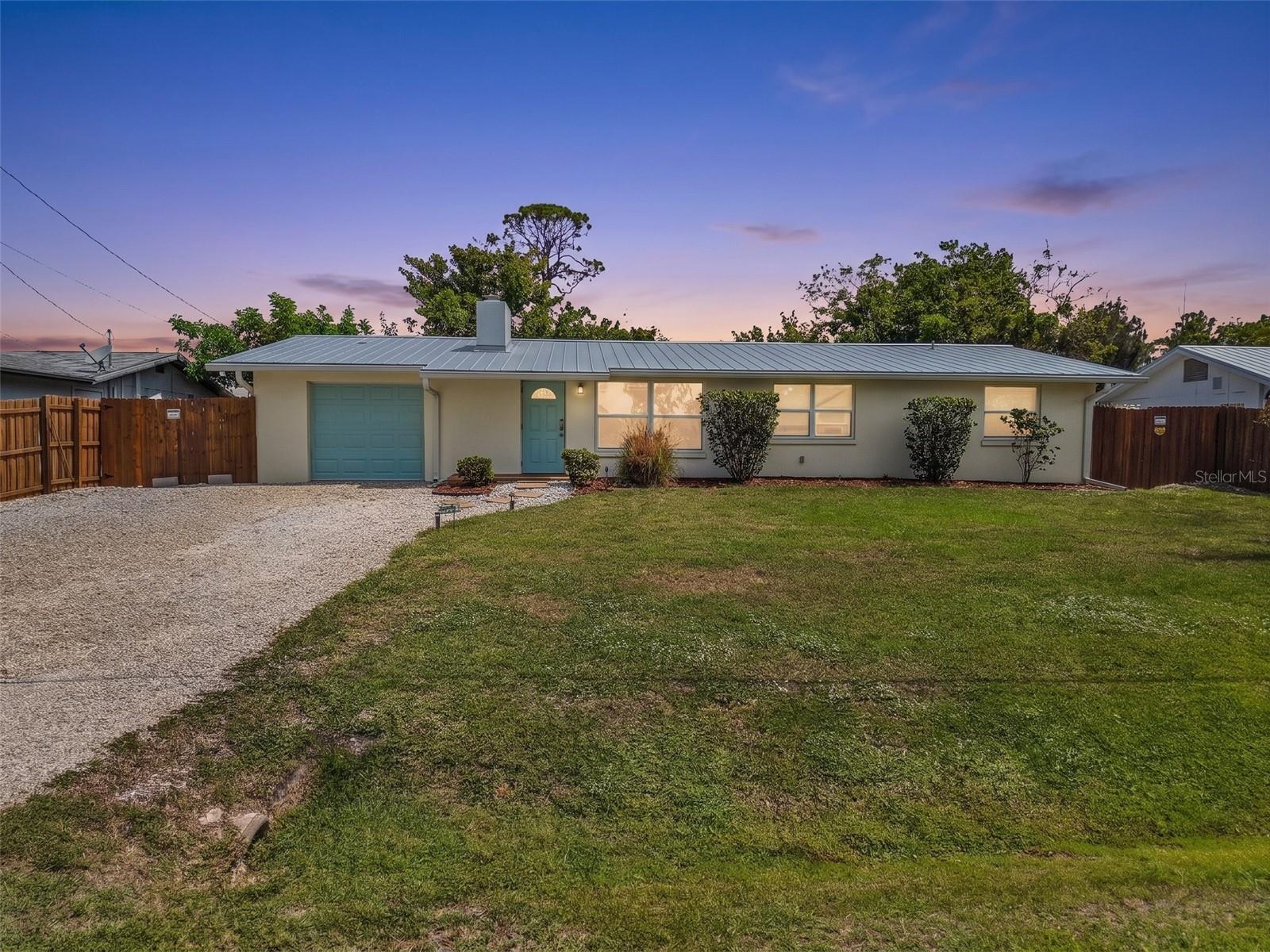 1664 LAKEVIEW PL
