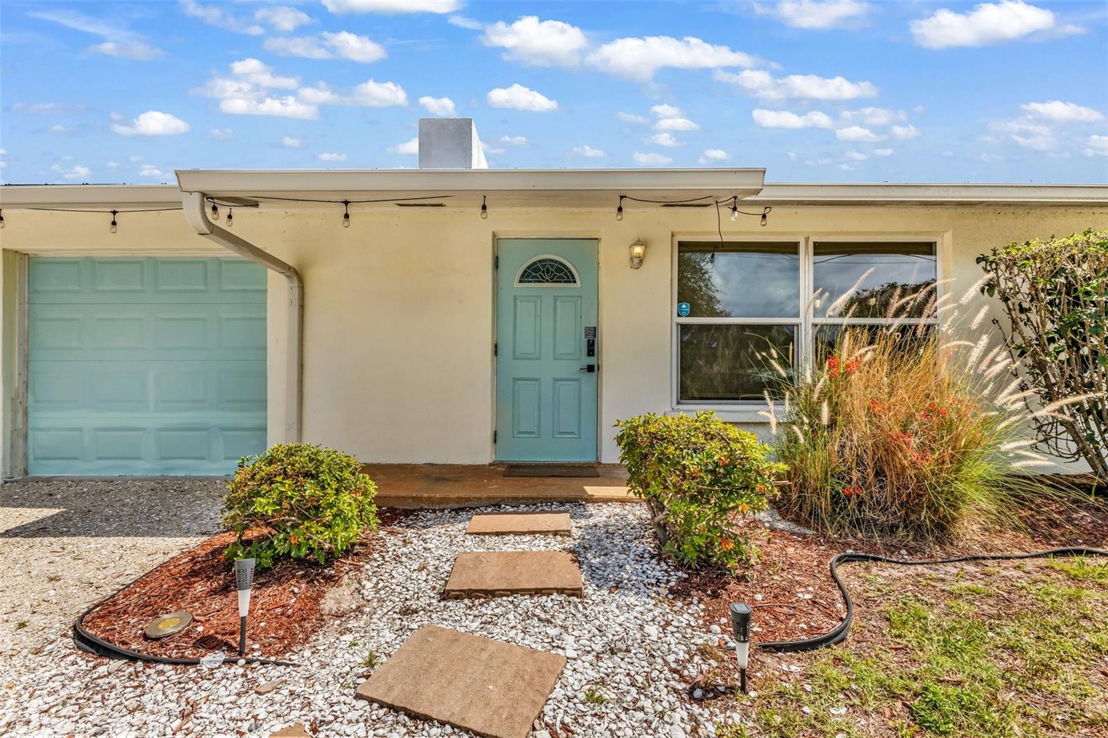 1664 LAKEVIEW PL