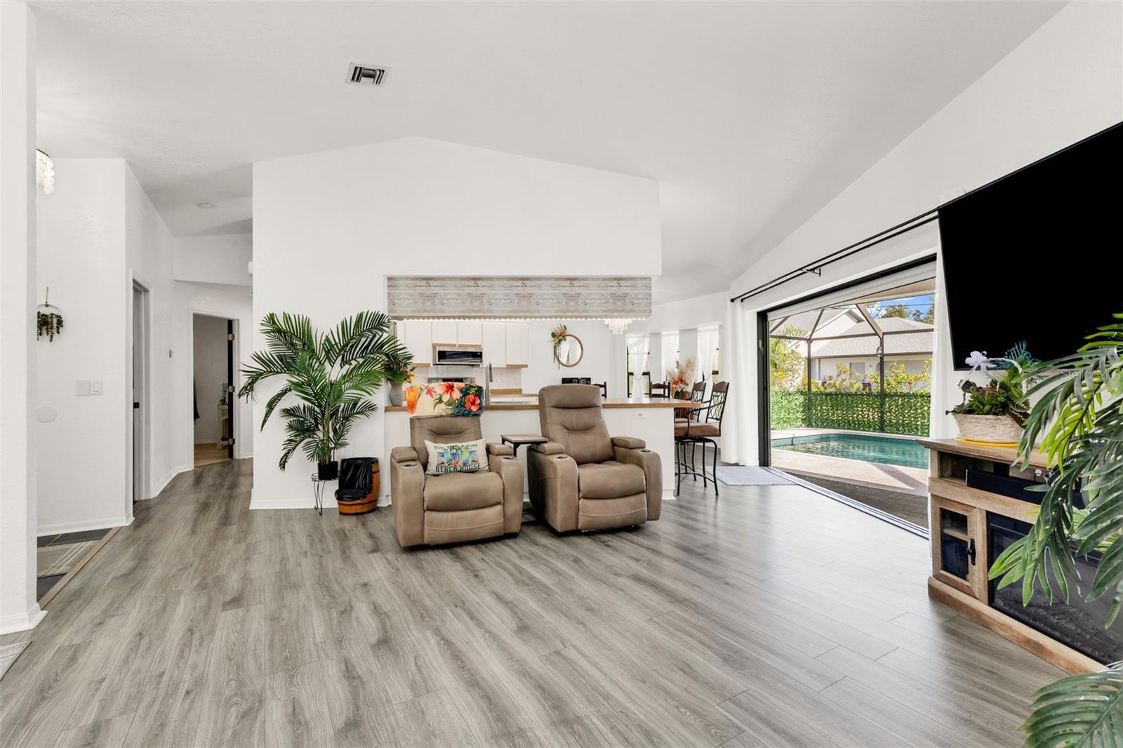 18306 KOALA AVE
