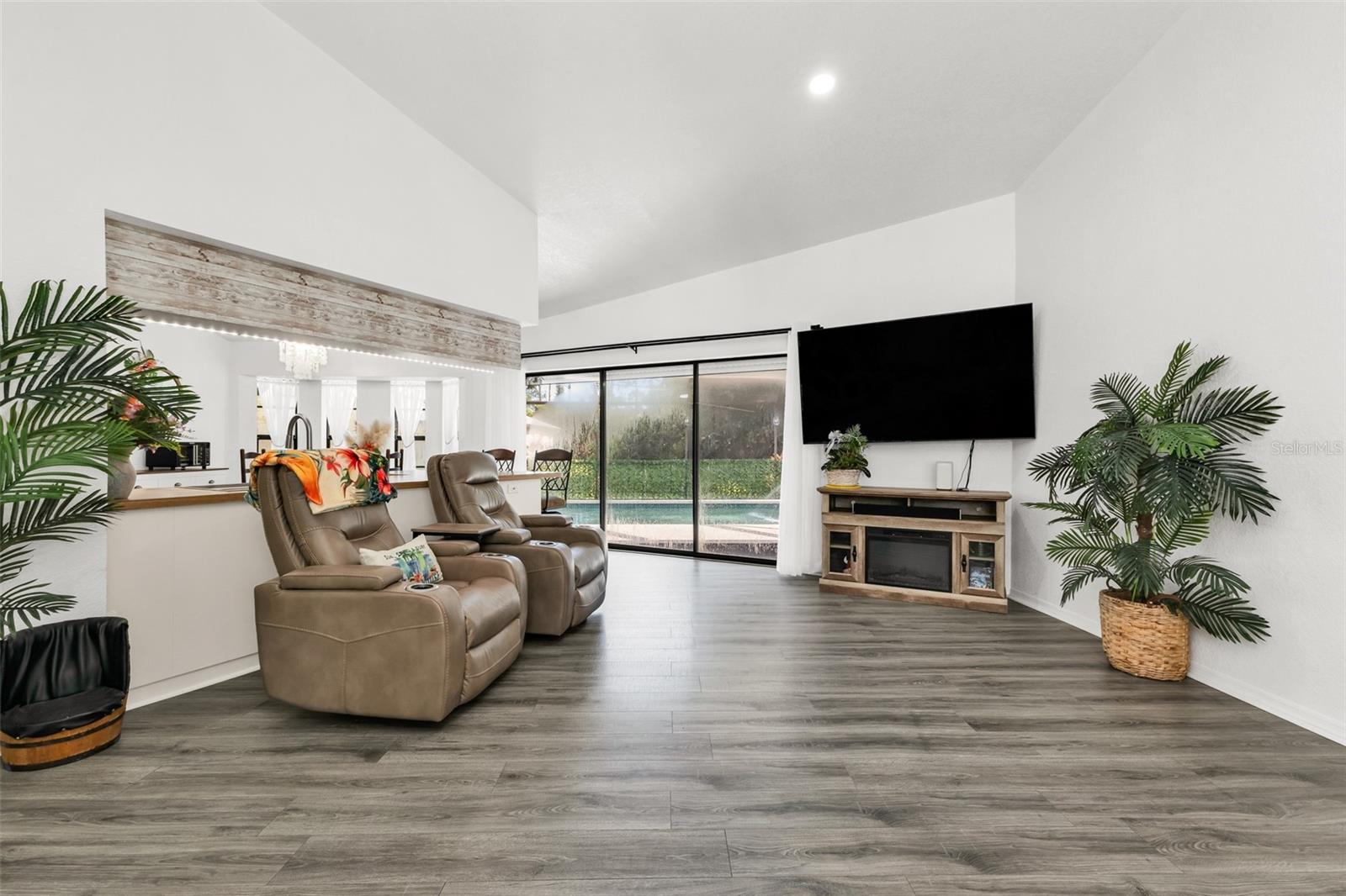 18306 KOALA AVE