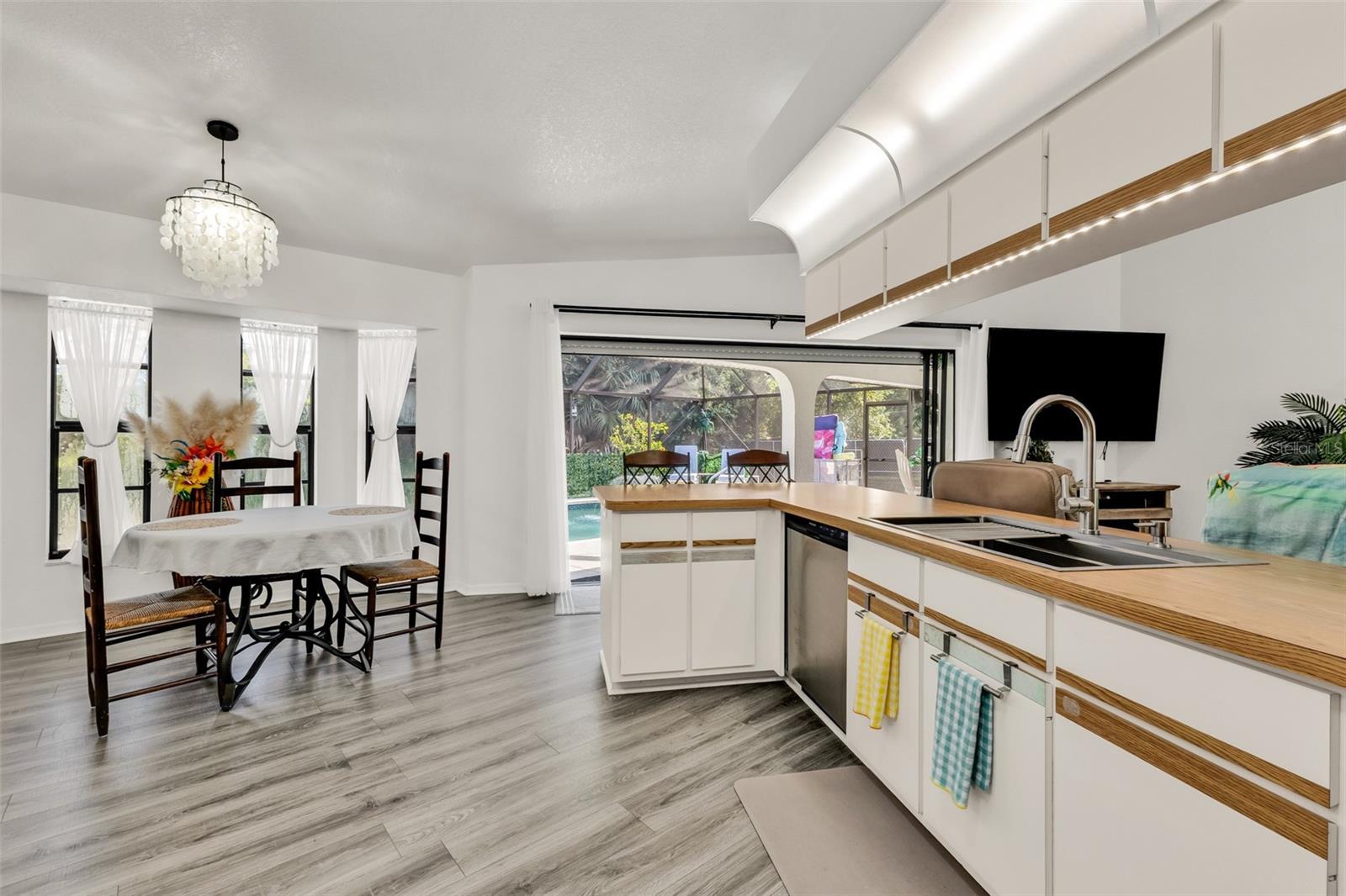 18306 KOALA AVE