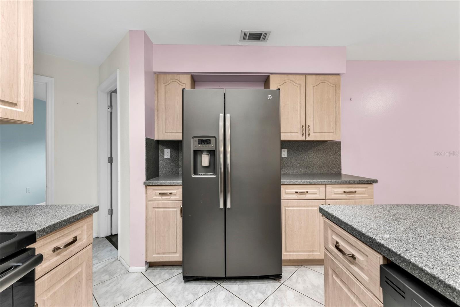 2399 RIO DE JANEIRO AVE
