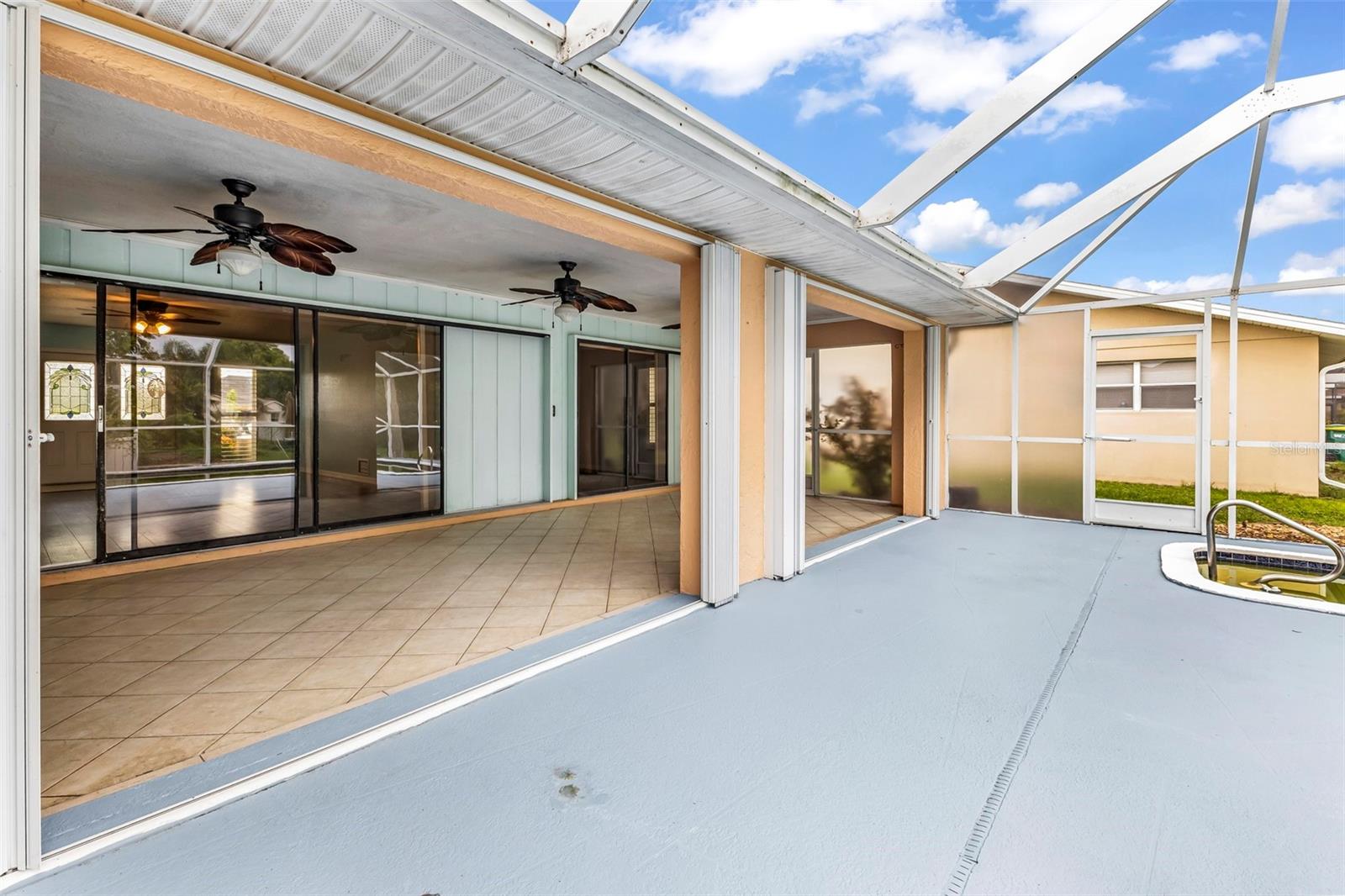2399 RIO DE JANEIRO AVE